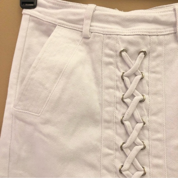 B X Runaway Lace Up Midi Pencil Skirt White XS - Picture 4 of 6